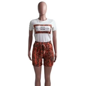 💥New💥set of shorts and tshirt snake skin design